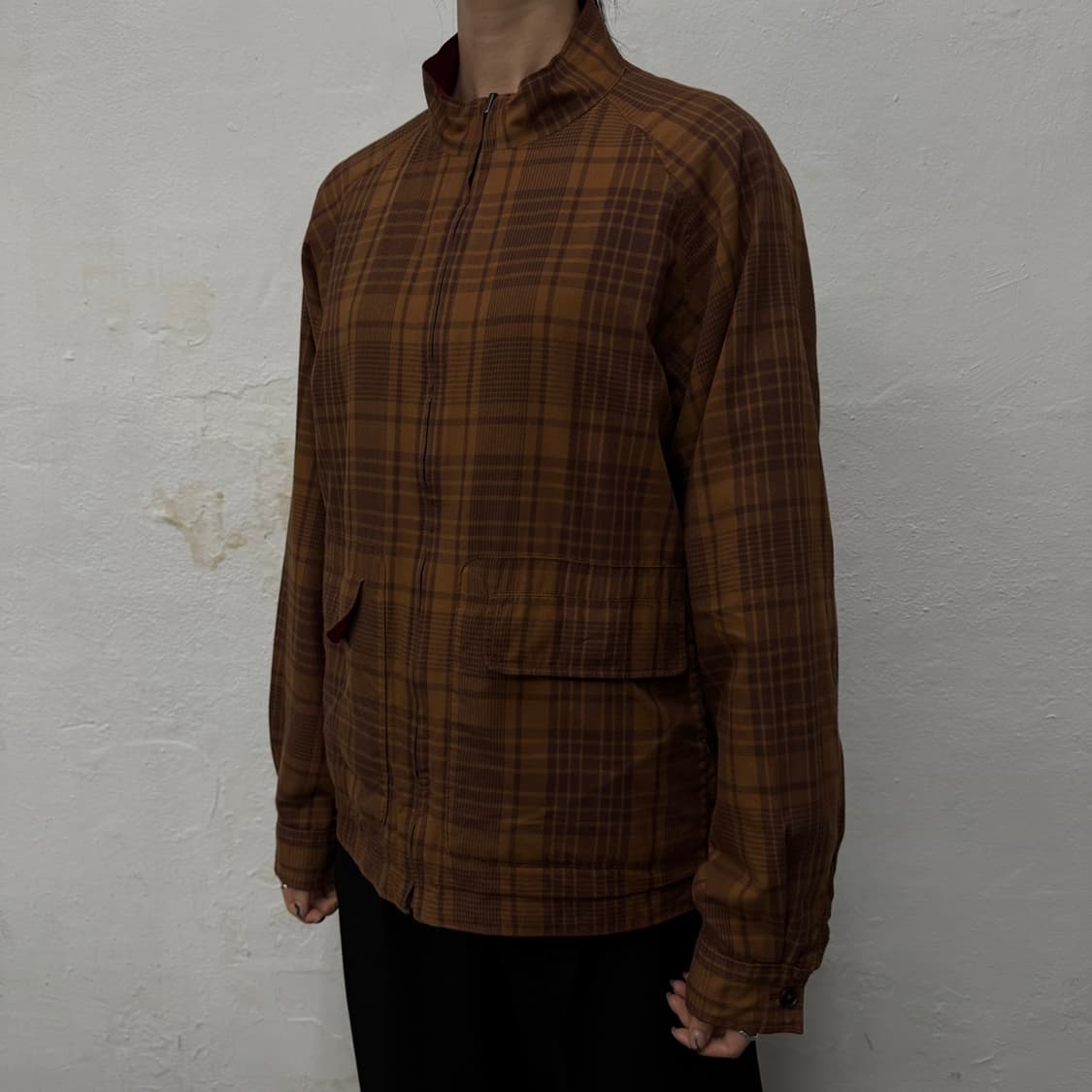 BEAUTY&YOUTH 브라운 체크패턴 버건디 리버시블 코마츠 집업 상품이미지1