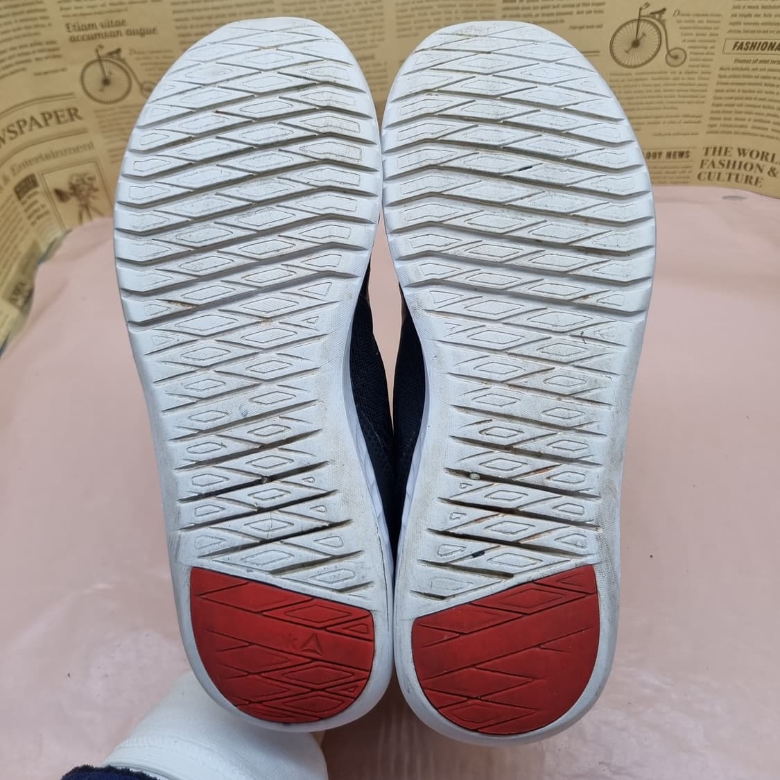 리복 서브라이트 남성런닝화270  상품이미지3