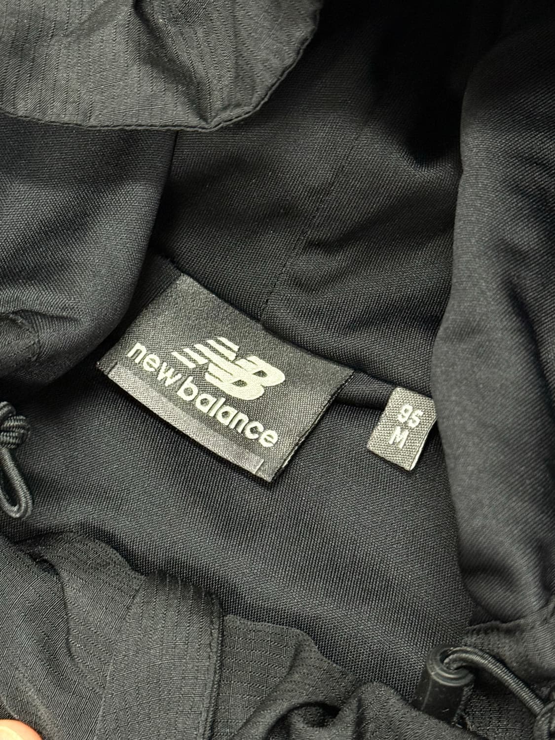 (S) 뉴발란스 백로고 바람막이 상품이미지4