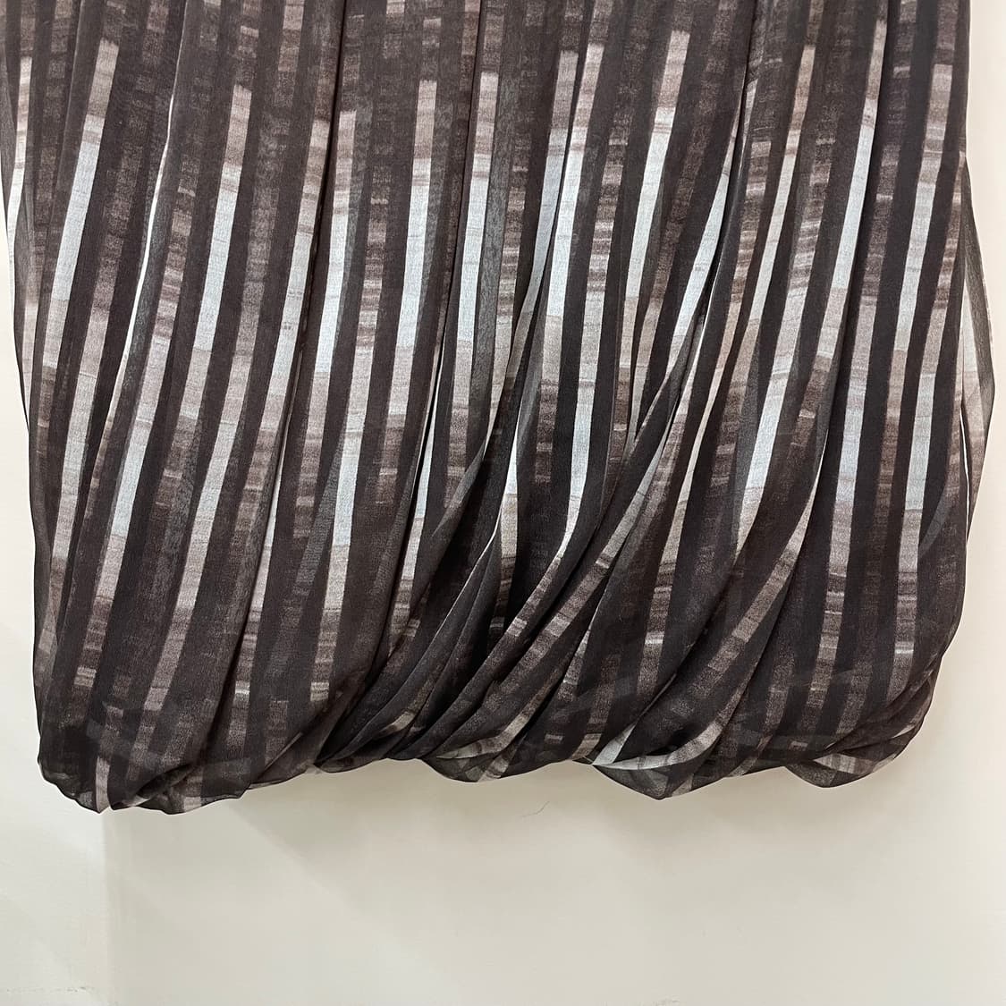 초코나무숲 브라운 시스루 스트라이프 벌룬 스커트 상품이미지2