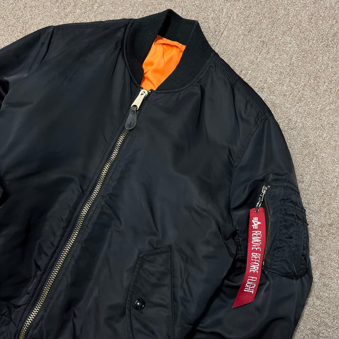  알파인더스트리 ma-1 항공자켓 상품이미지3