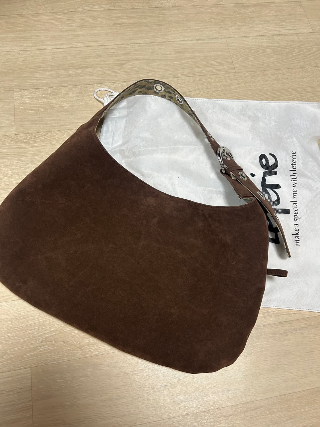 레터리 버클 리버시블 스웨이드백 브라운 호피 상품이미지3