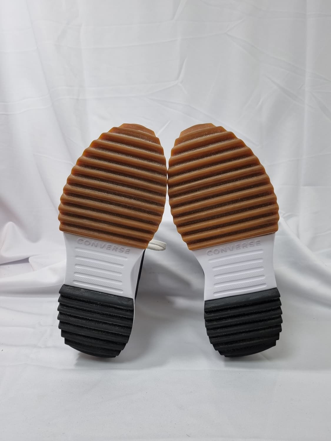 240 컨버스 런스타 하이크 하이 스니커즈 상품이미지5