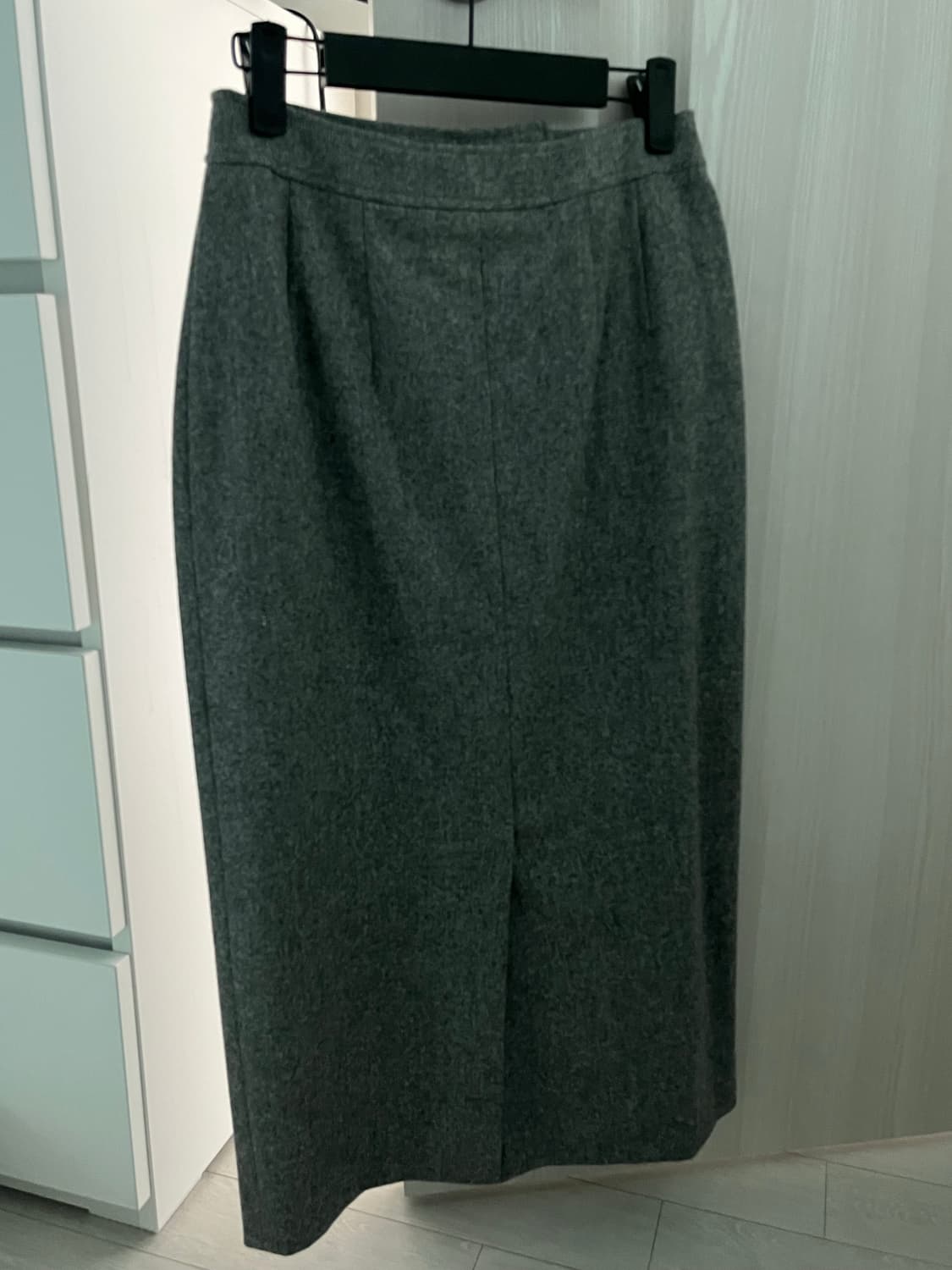 르로브 (lerobe) 차콜 그레이 울 스커트 상품이미지4