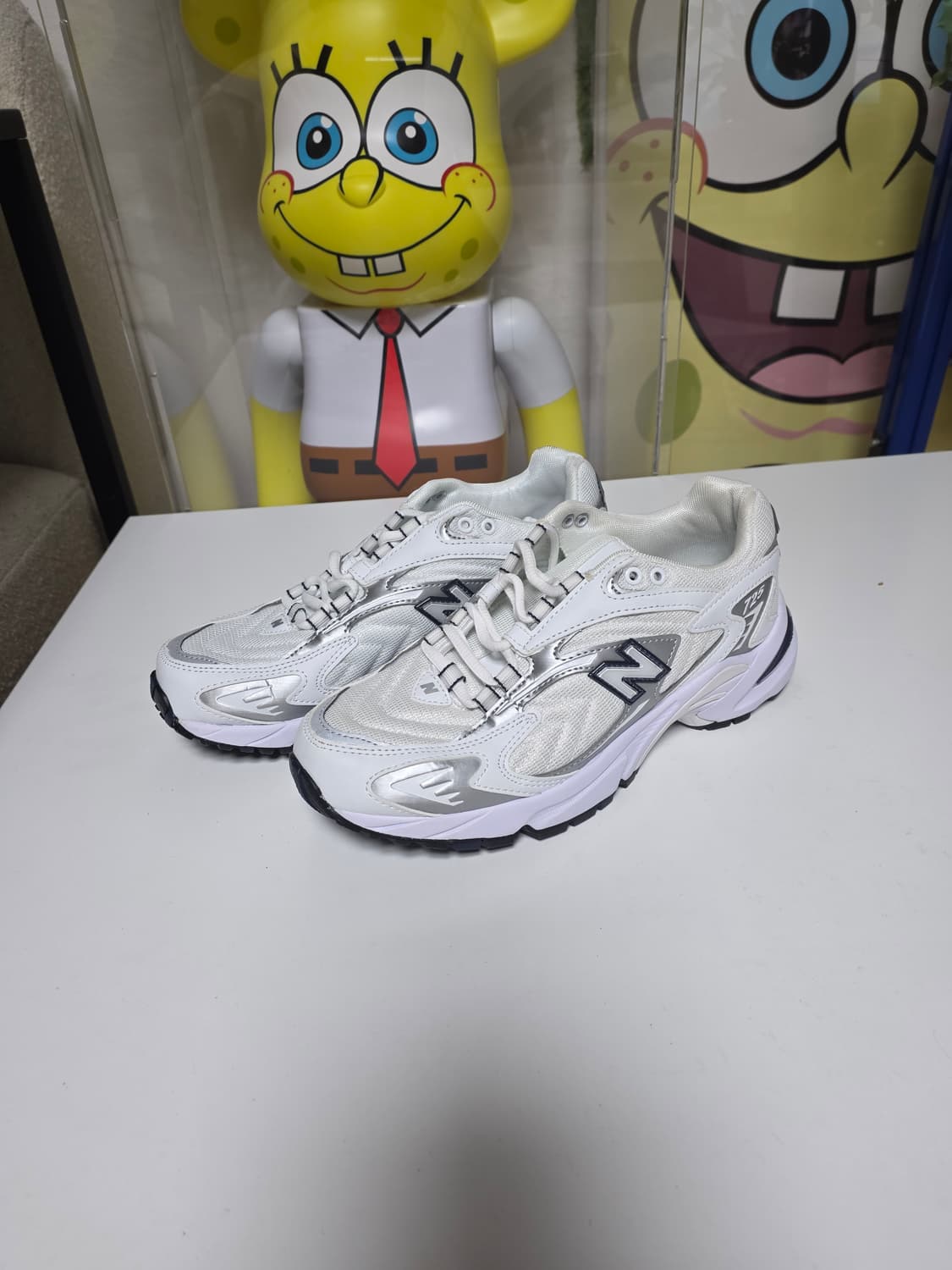 뉴발란스 725 화이트/실버 240 상품이미지2