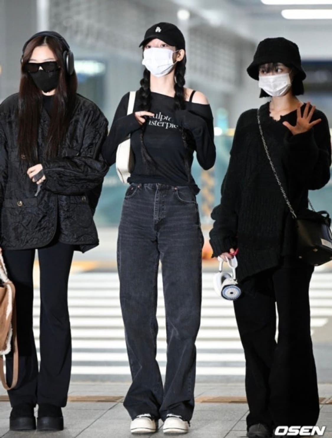 (카리나착용) 스컬프터 마스터피스 시어 탑 블랙 상품이미지3