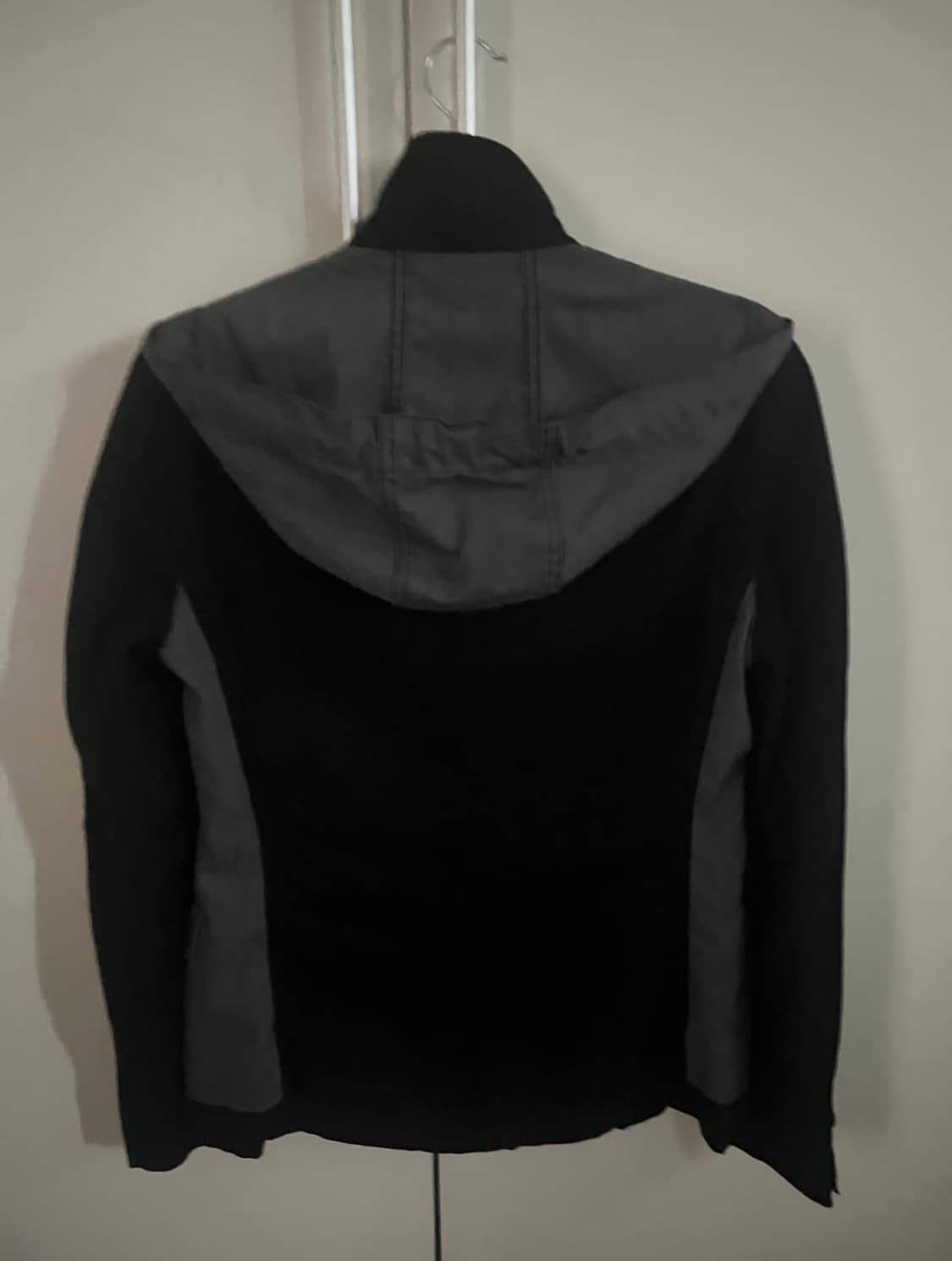COMME DES GARCONS BLACK HOODIED JACKET 상품이미지2