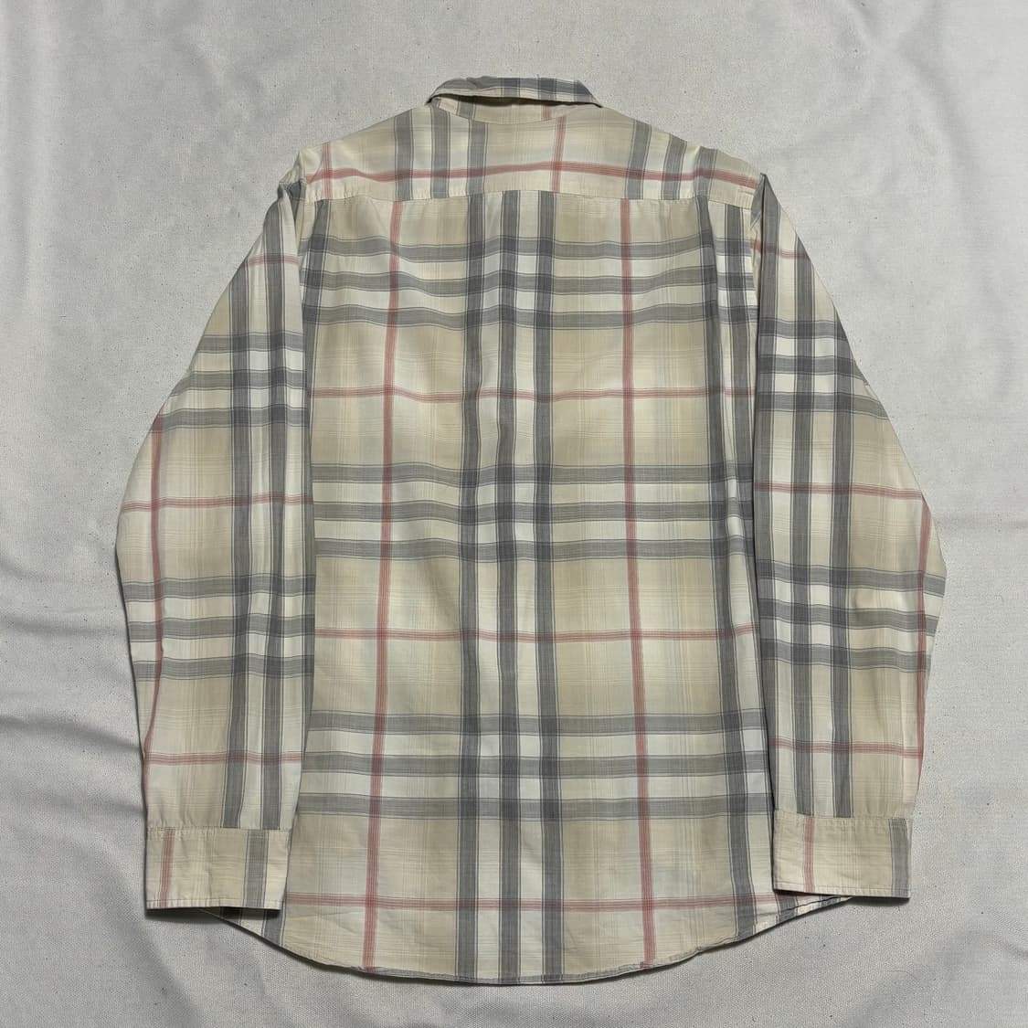 L 버버리 베이지 체크셔츠 상품이미지3