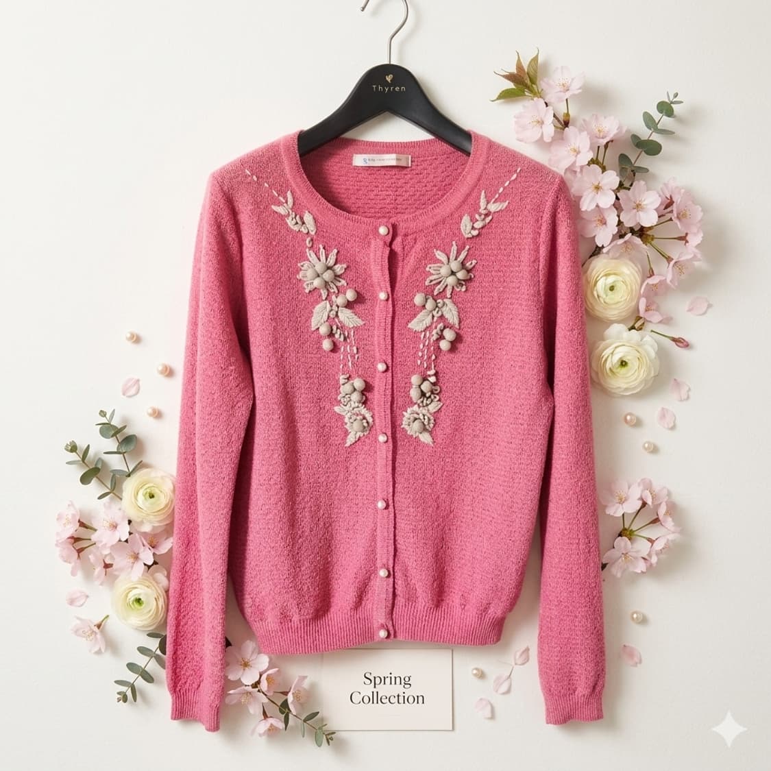 기비 GIVY 핑크 플라워 자수 가디건 | 입체 자수 진주버튼 니트 상품이미지2