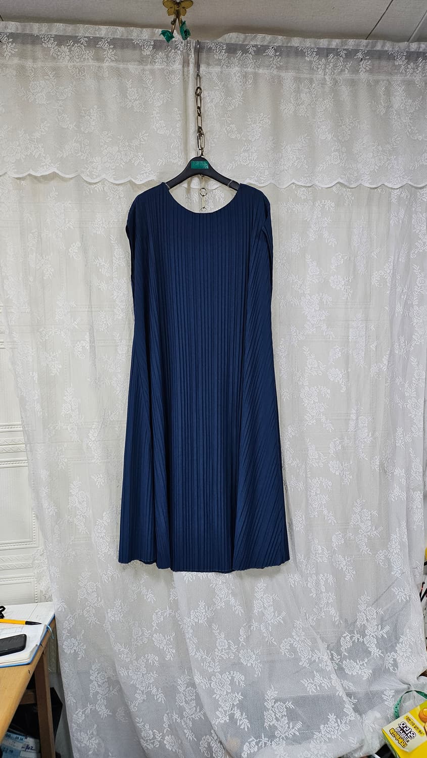 네이비 플리츠 주름 원피스  상품이미지1