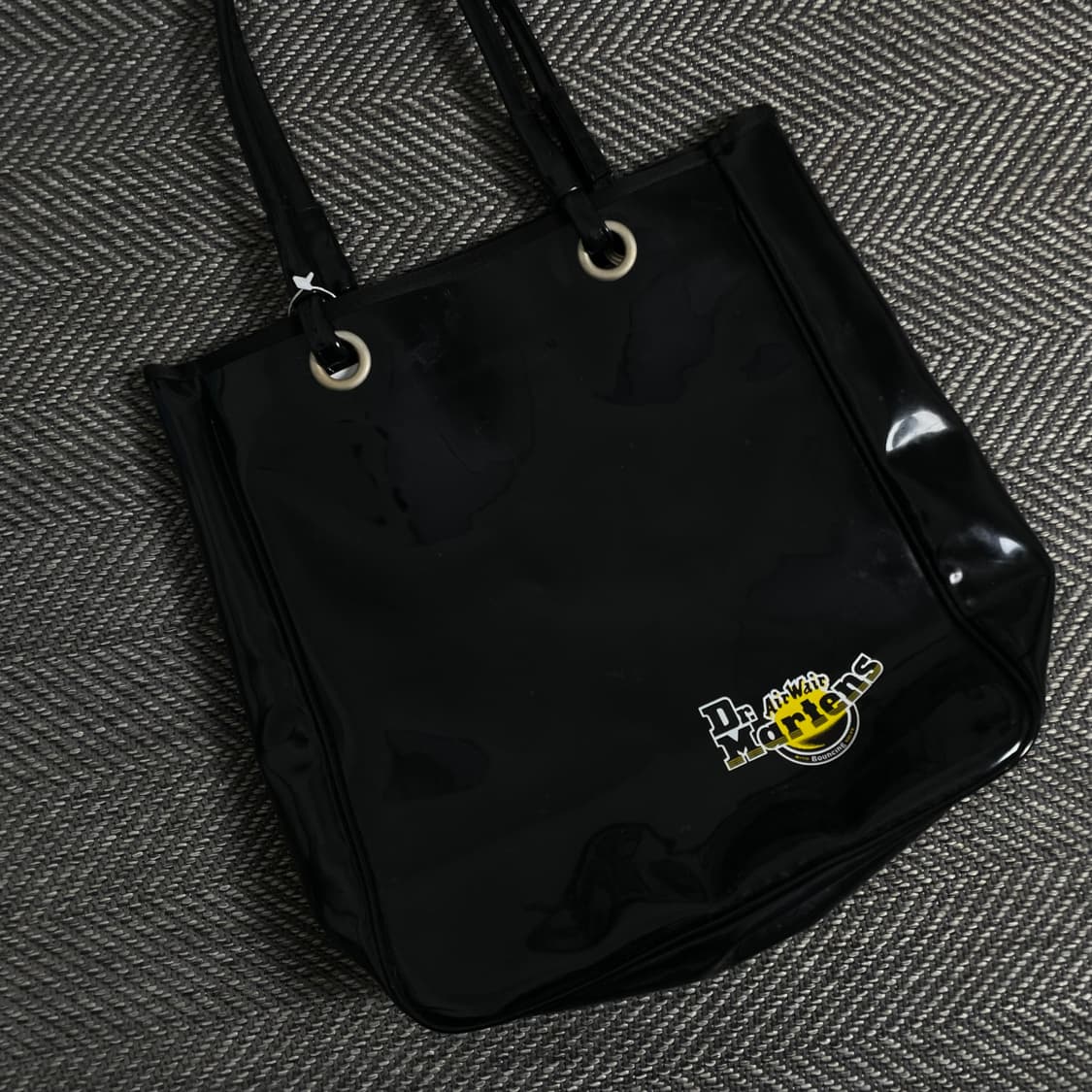 닥터마틴 코팅 글로시 토트백 블랙o 3401 상품이미지2