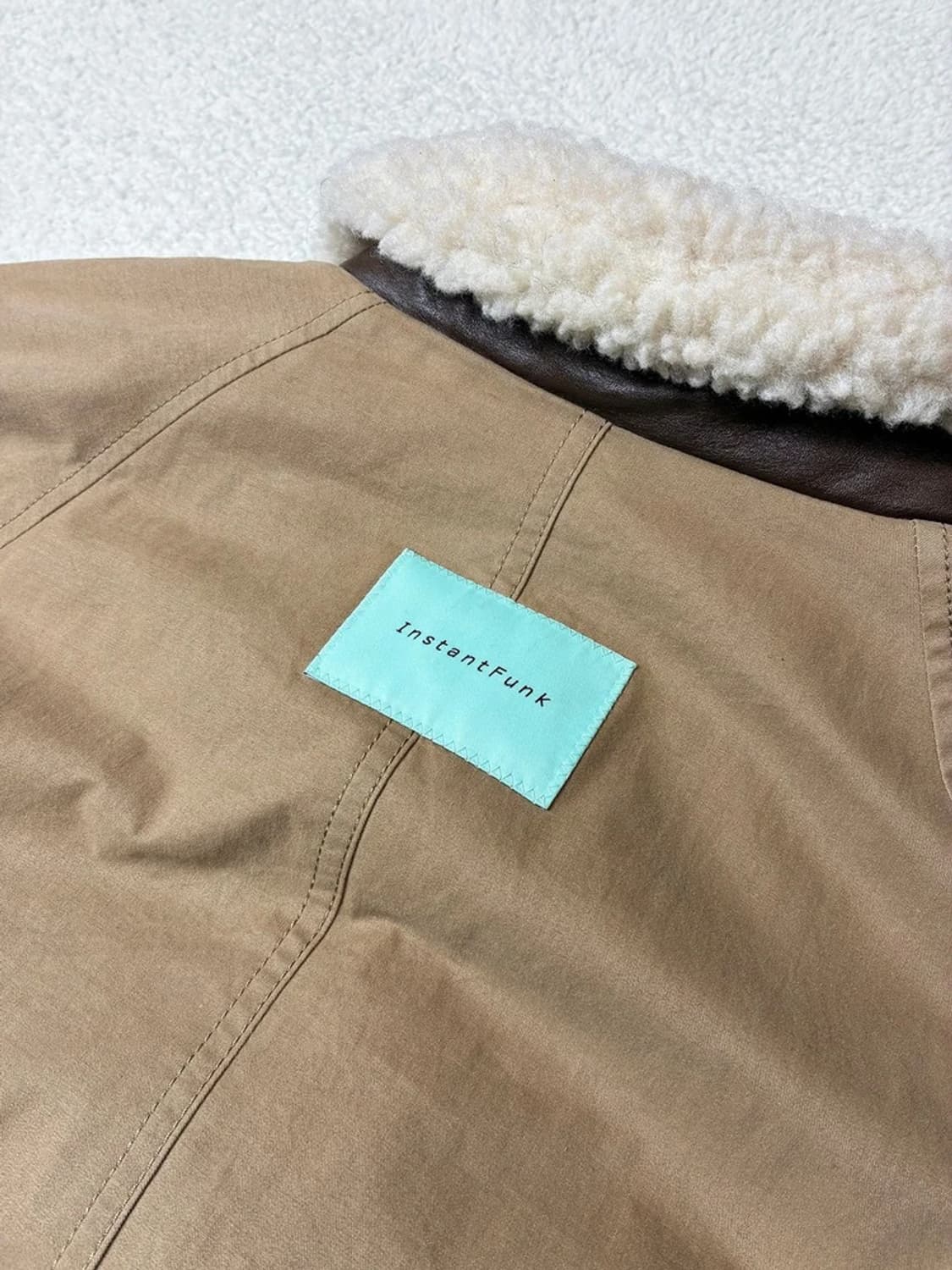 인스턴트펑크 20FW 덕다운 무스탕 롱 코트 PN7843 상품이미지8