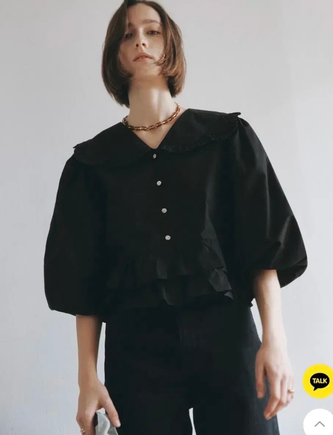W컨셉 구매 아이아이 블랙 블라우스 eyeye 퍼프 블라우스 상품이미지3