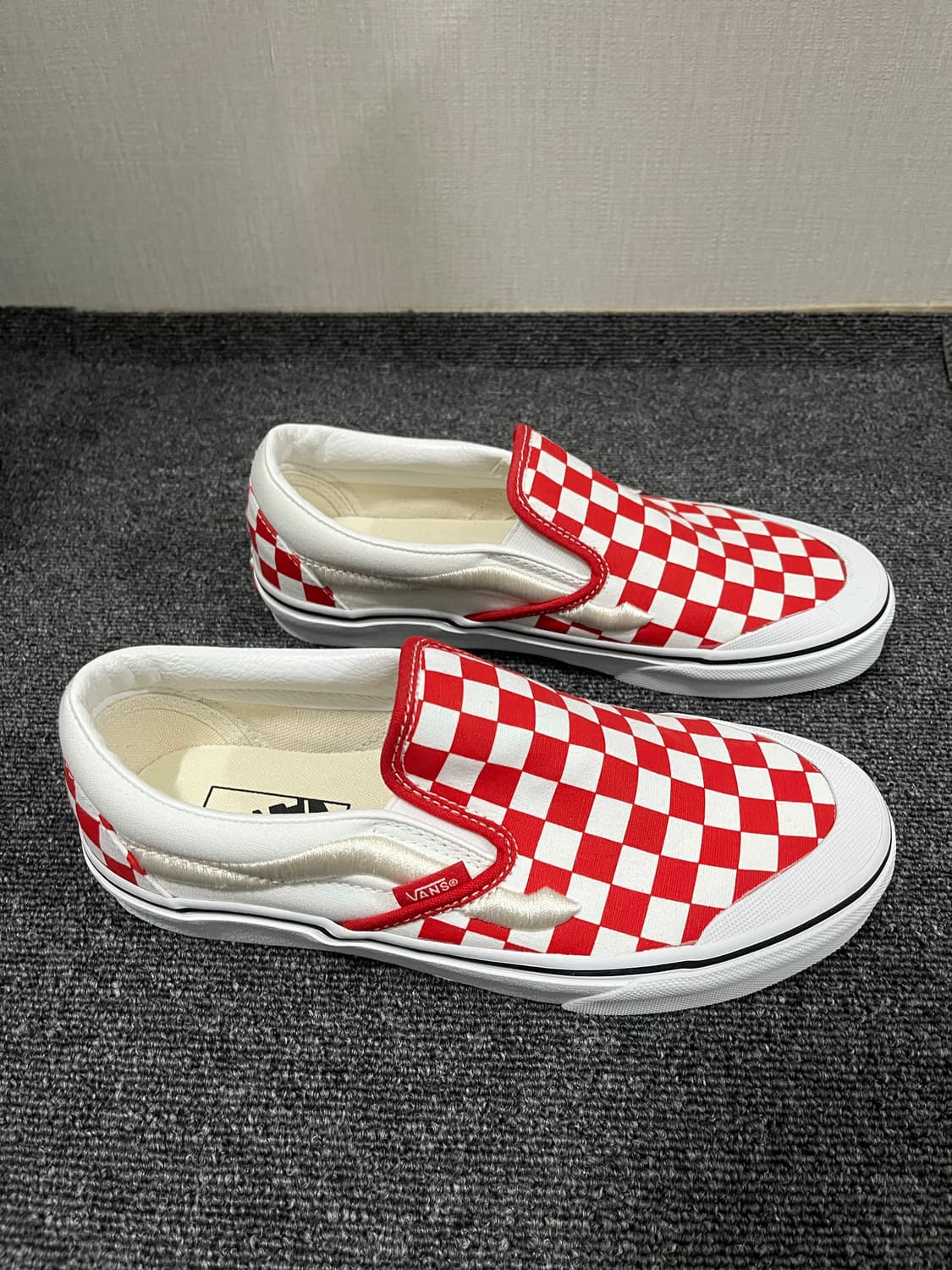 Vans 체커보드 슬립온 240 상품이미지2