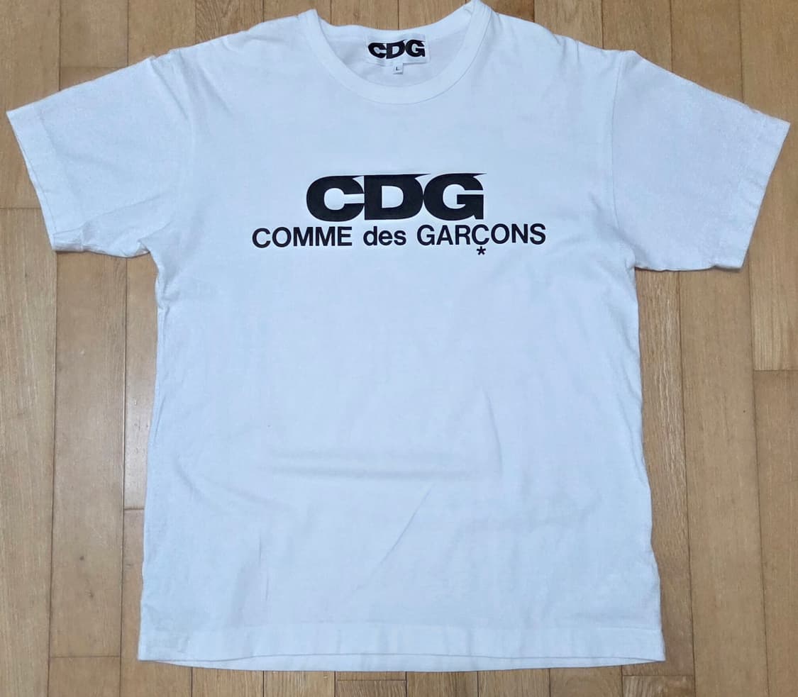 CDG 반팔 L 상품이미지1
