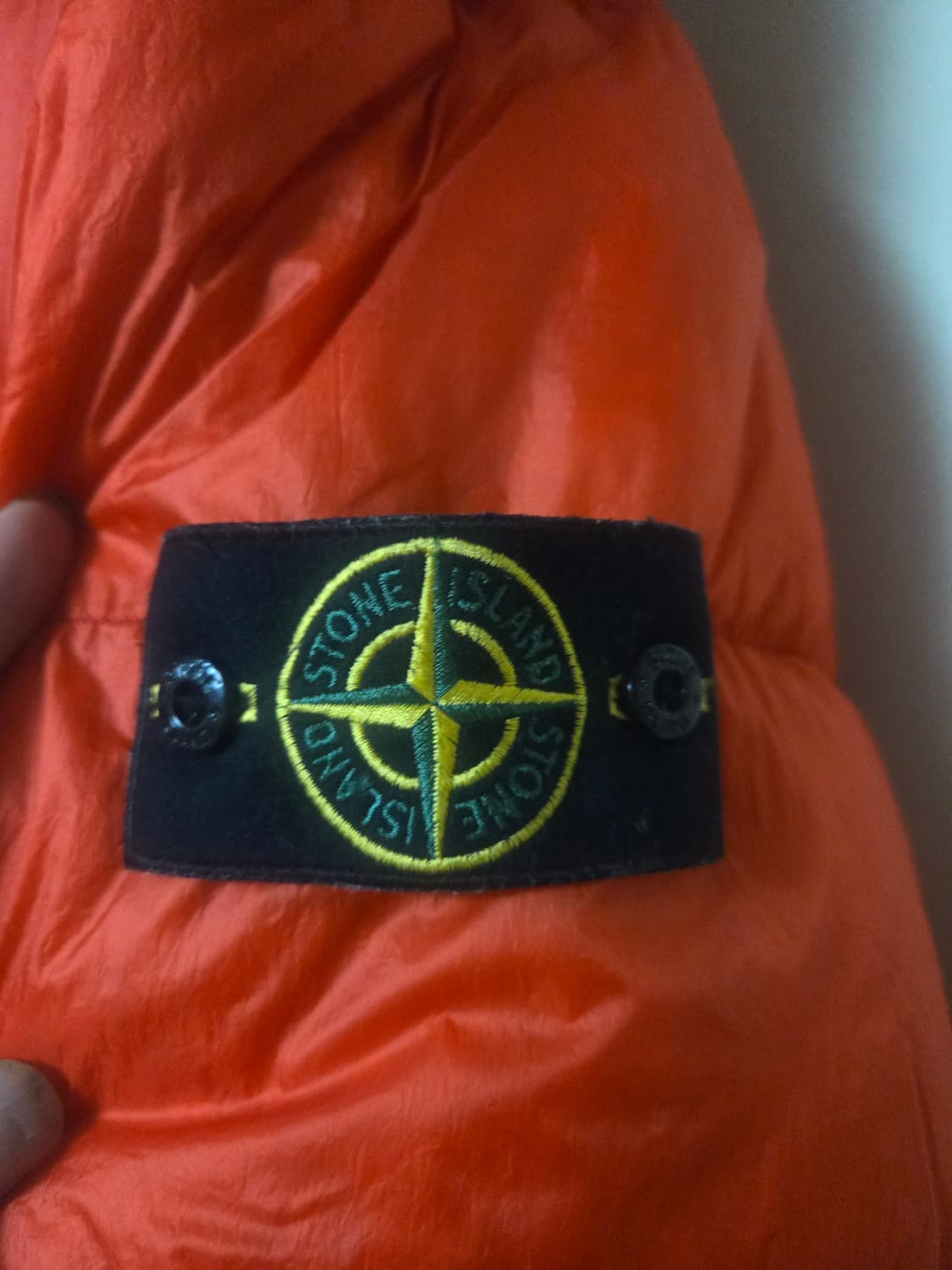 스톤아일랜드 가먼트다잉 패딩 XL 팝니다 상품이미지5