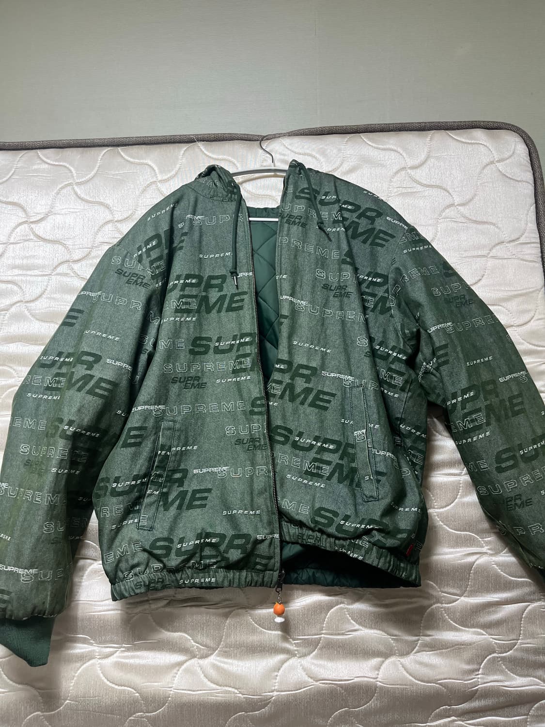 슈프림 패딩 xl 상품이미지3