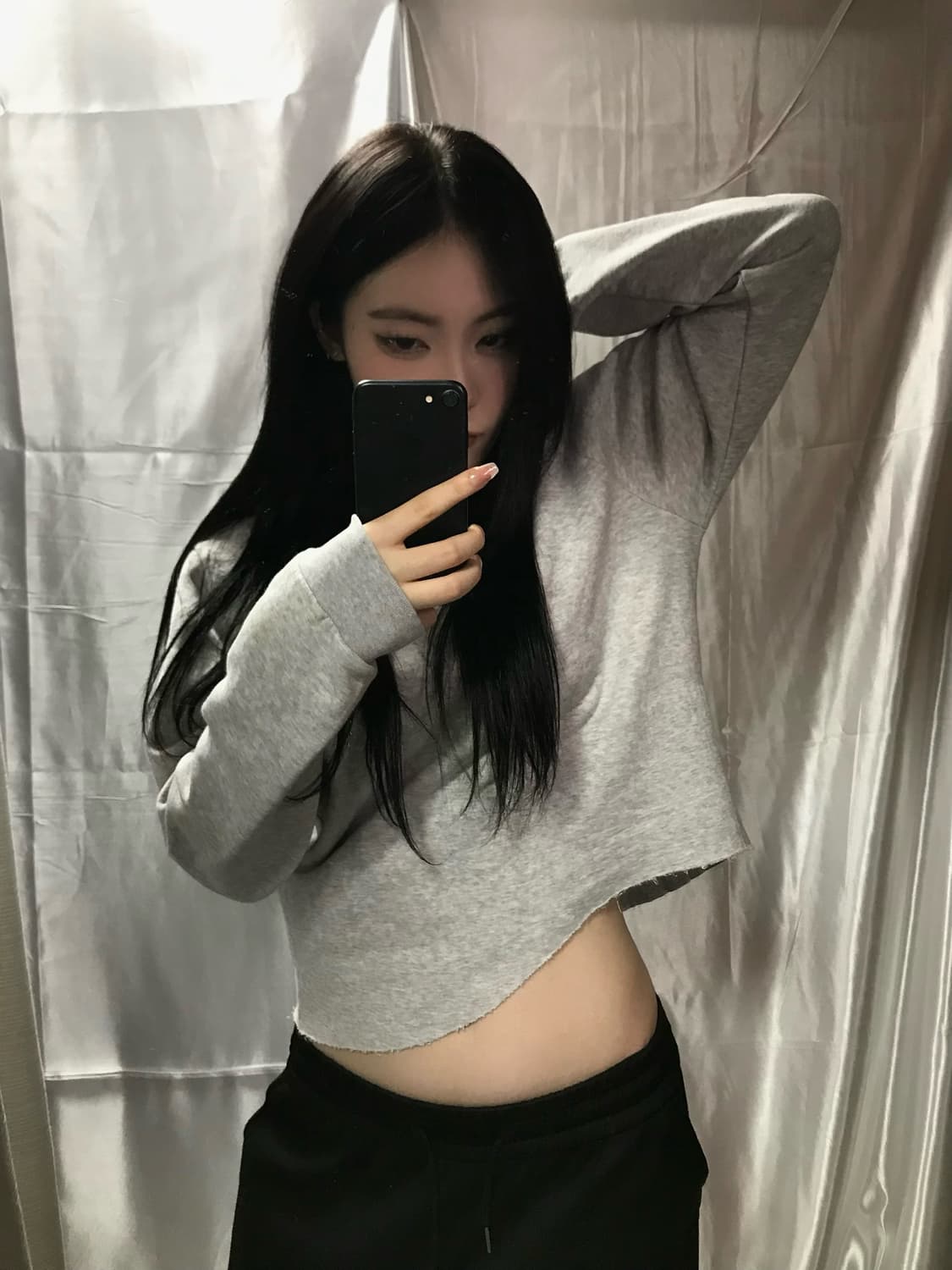 mm6 크롭 절개 맨투맨 상품이미지1