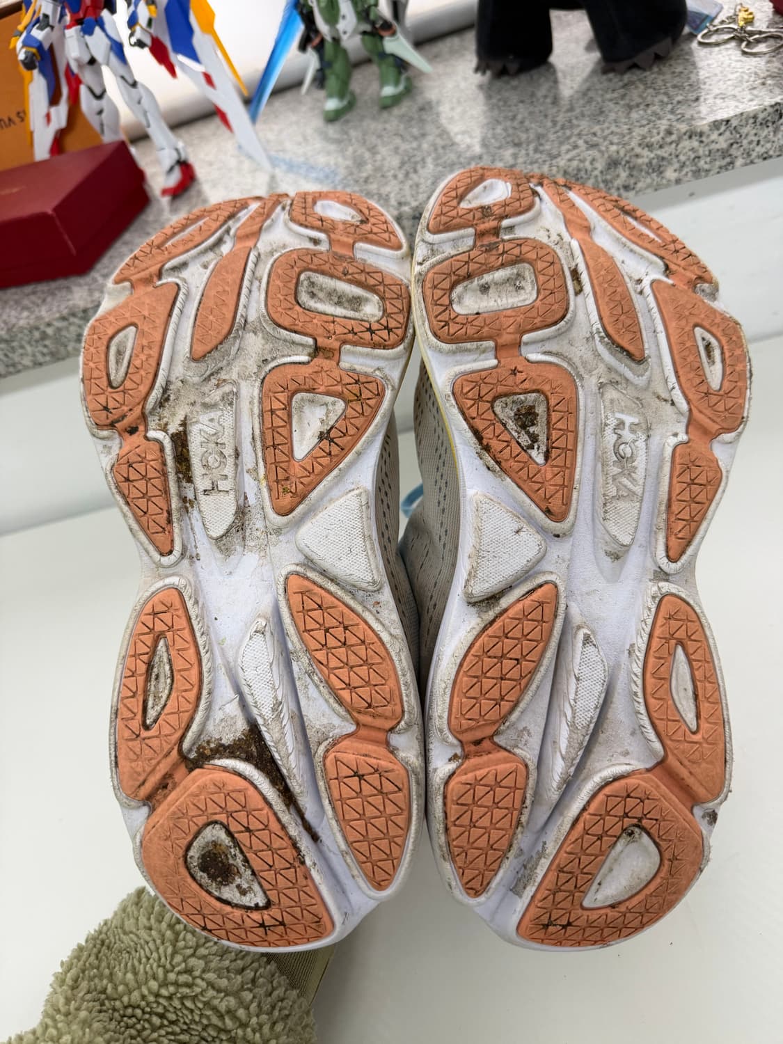 정품) 호카 본디8 운동화 280 상품이미지10