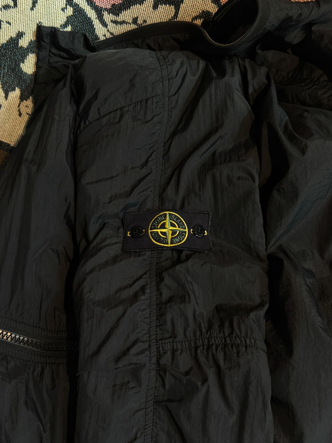 [stone island] windbreaker  상품이미지3