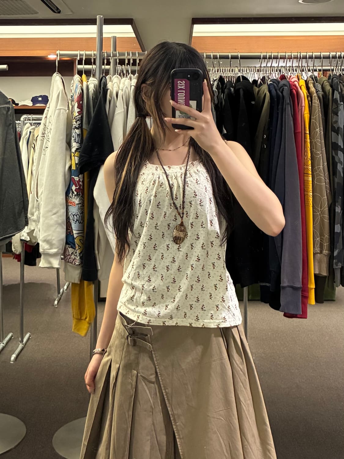 M)enracine vintage 여성 플라워 패턴 셔링 나시 상품이미지1