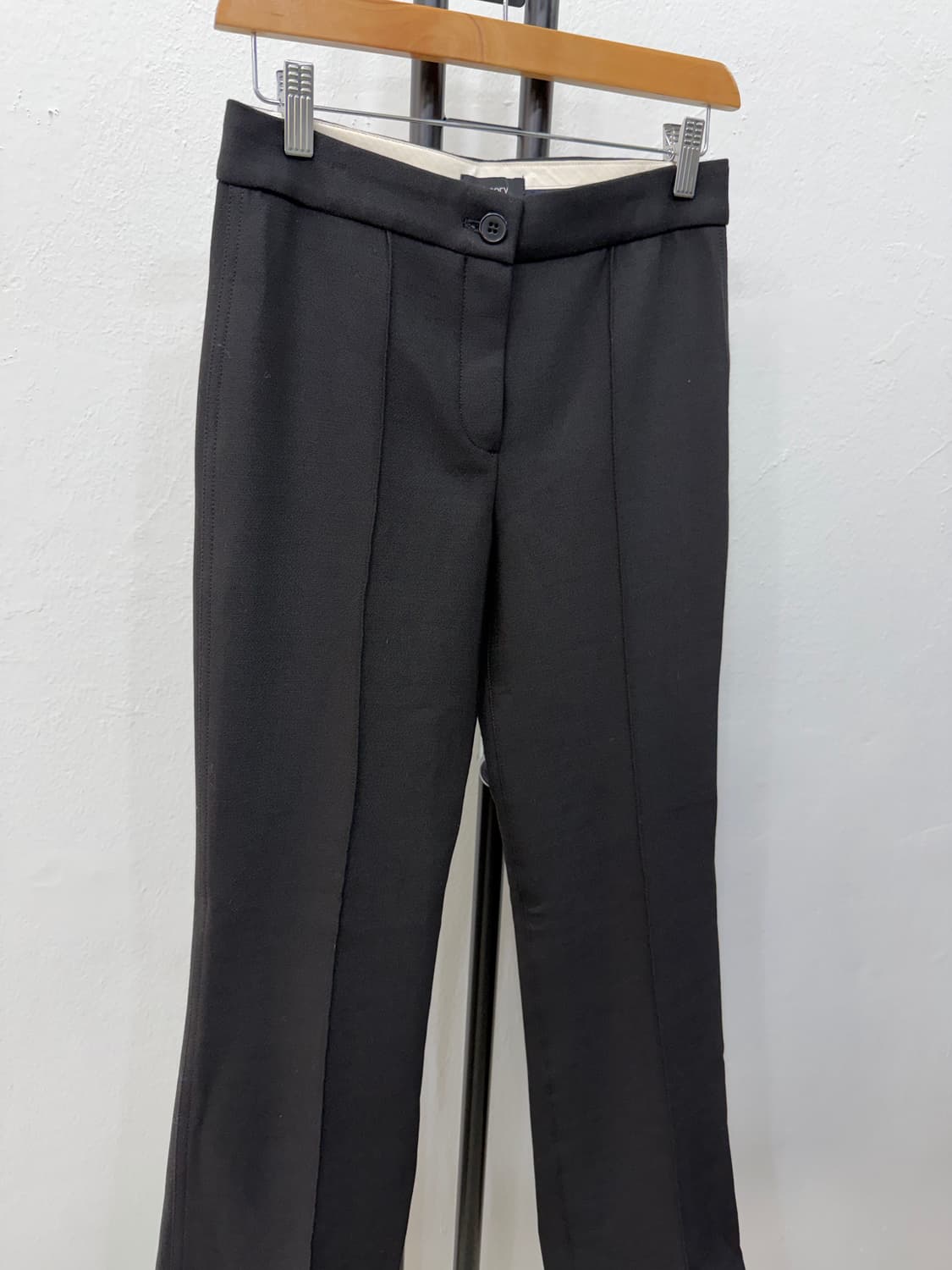 매장판정품) Theory 띠어리 여성 블랙 슬랙스팬츠 0 상품이미지2