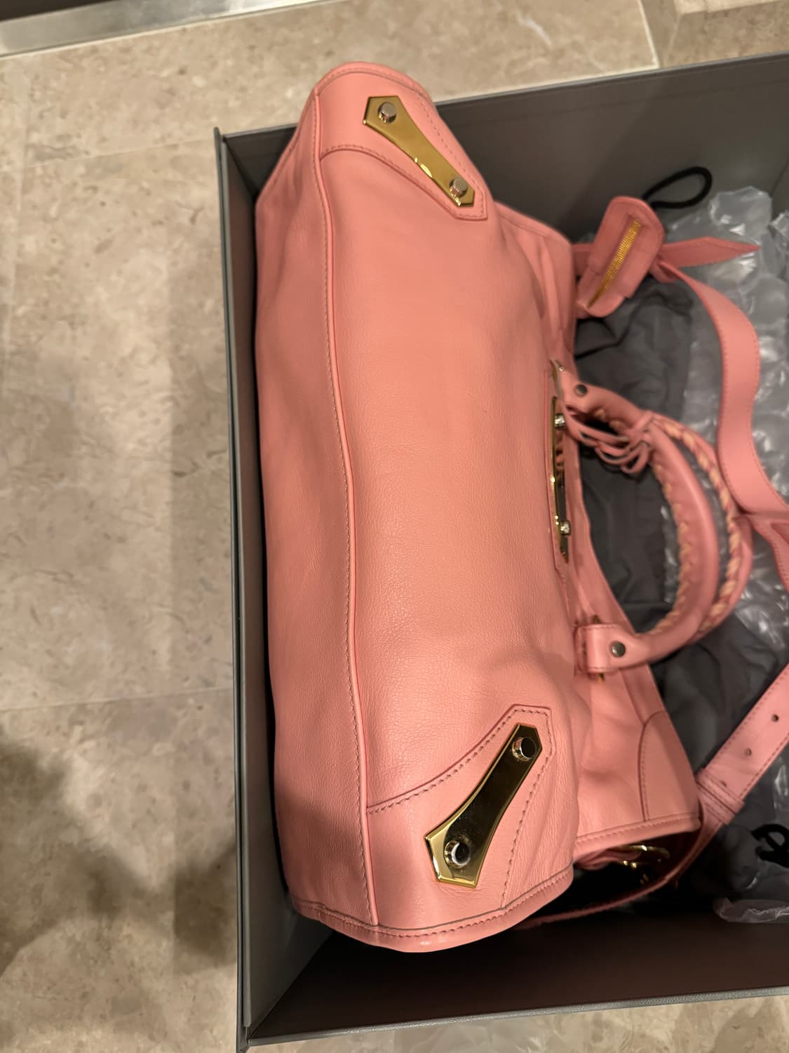 발렌시아가 클래식 모터크로스 메탈 플레이트 시티 백 상품이미지4