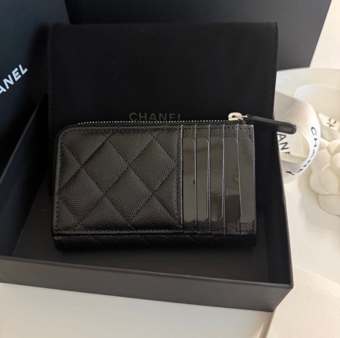샤넬 24/25 신상 크루즈 컬렉션/ 새상품 지퍼 카드 홀더 지갑 상품이미지2