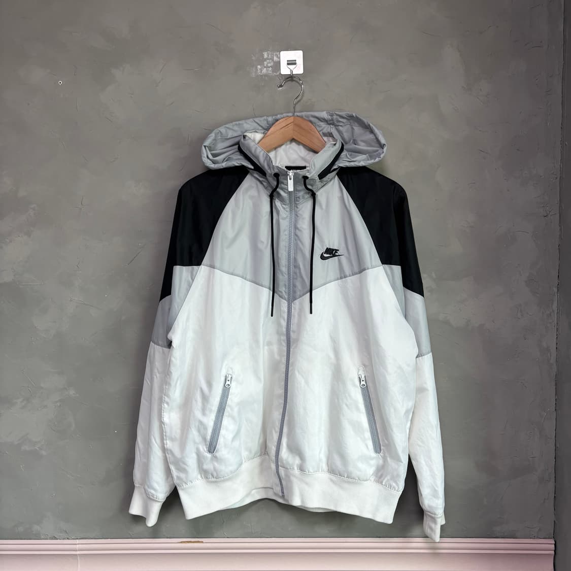 나이키 백로고 스우시 바람막이 흰검 그레이  상품이미지1