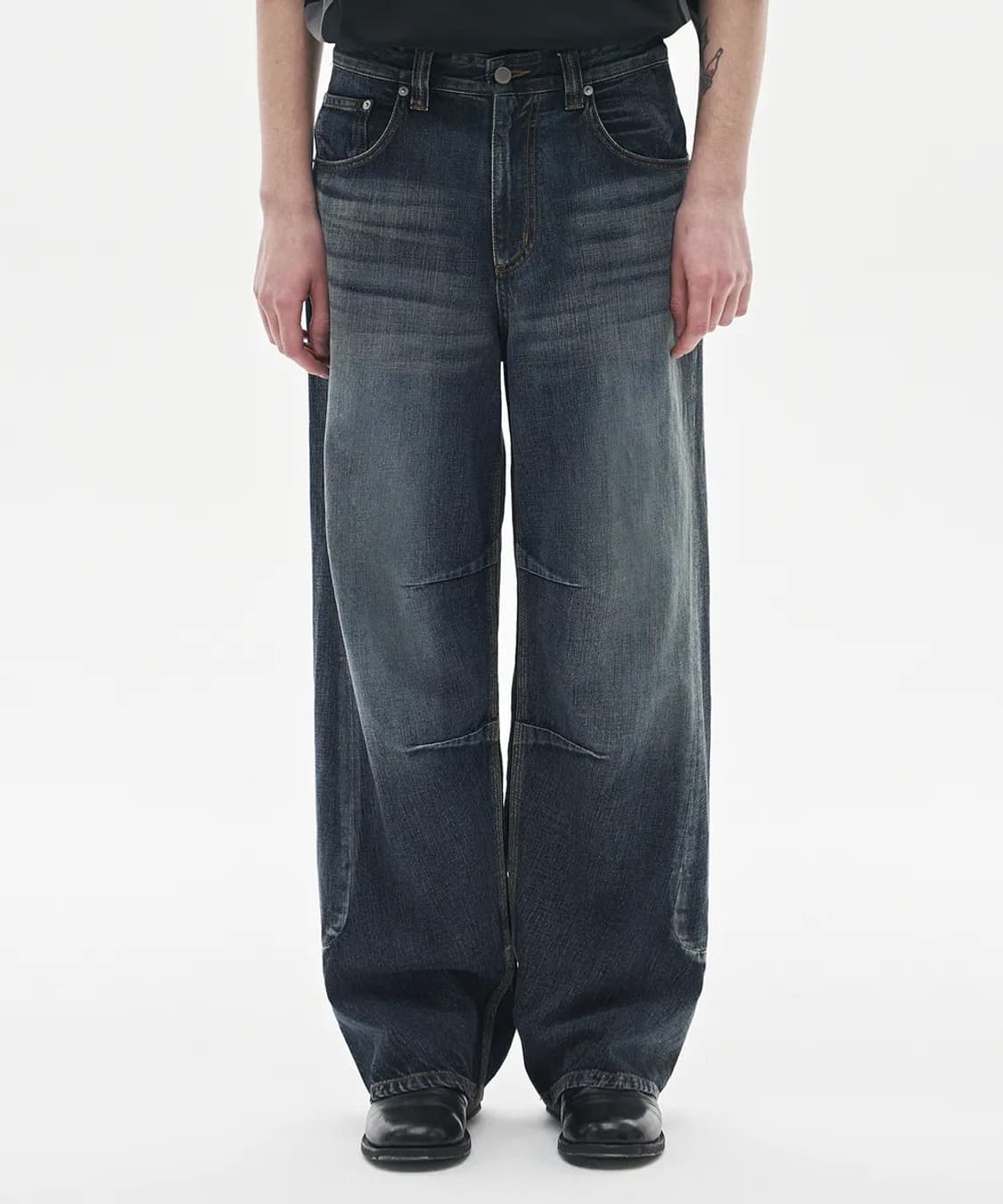 [1] 노운 커브드 라인 데님 팬츠 noun curved denim 상품이미지1