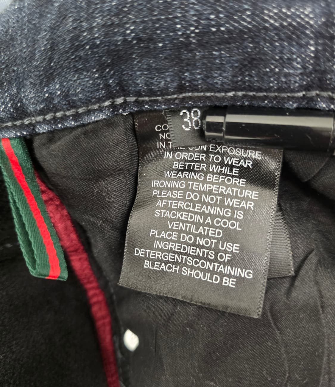 버버리 TB 모노그램 얇은기모청바지.  
싸이즈 37~38 상품이미지7