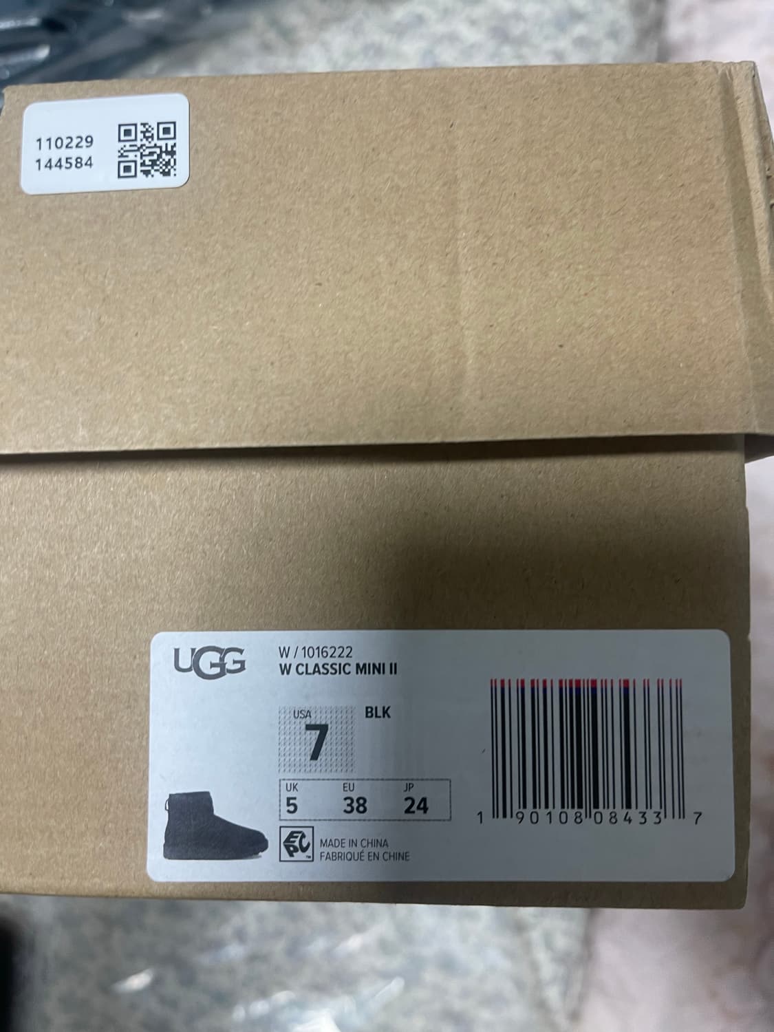 [240] W UGG 어그 클래식 미니 2 블랙 상품이미지3