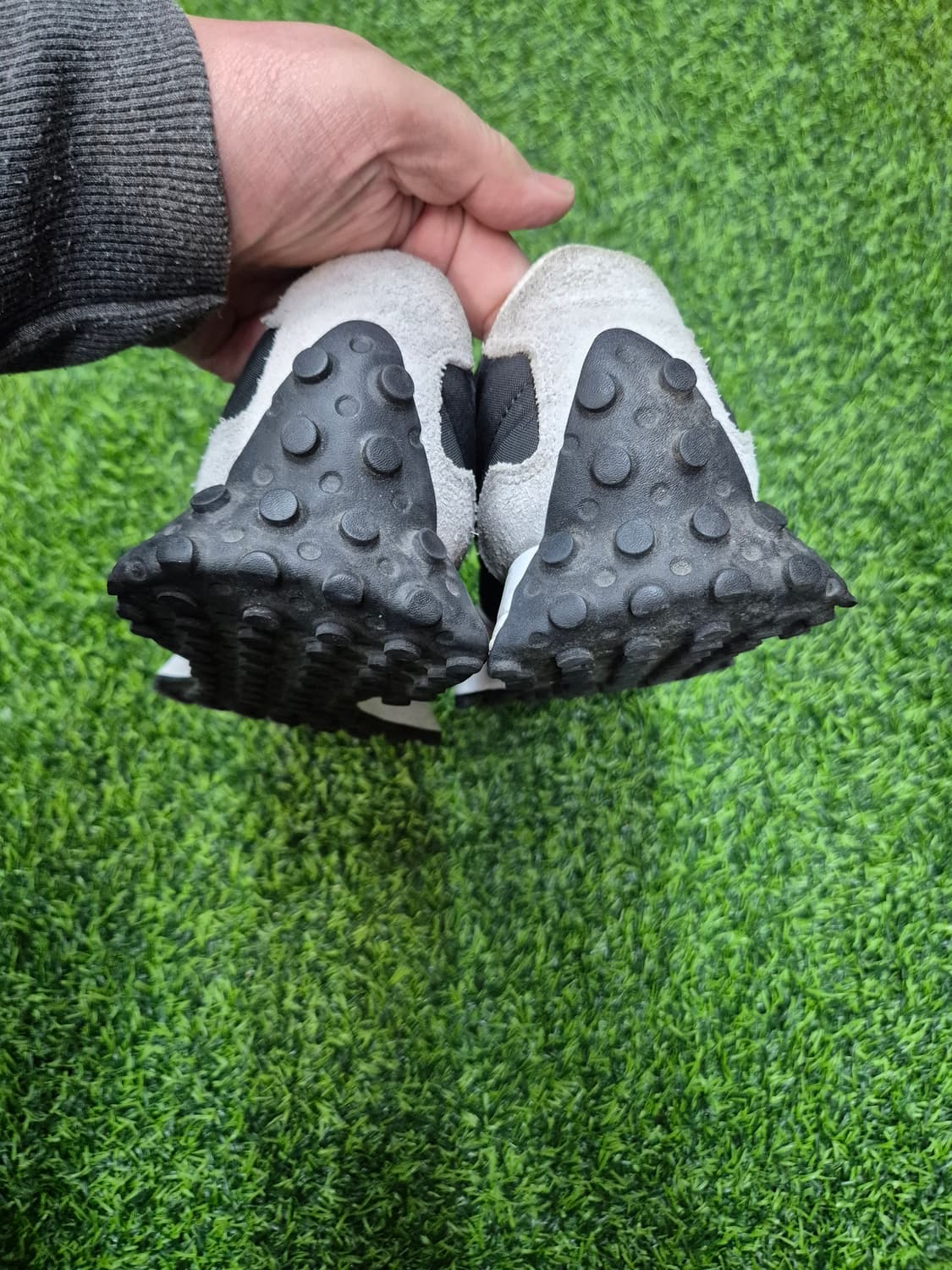 [상태A급]뉴발란스 327 블랙/그레이 운동화 250mm 상품이미지6