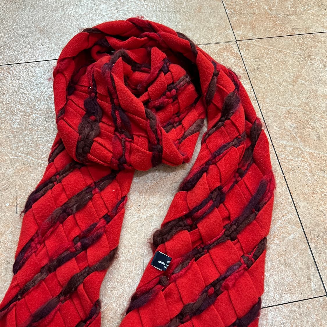 다니엘헥터 케이블 레드 머플러 목도리  상품이미지2