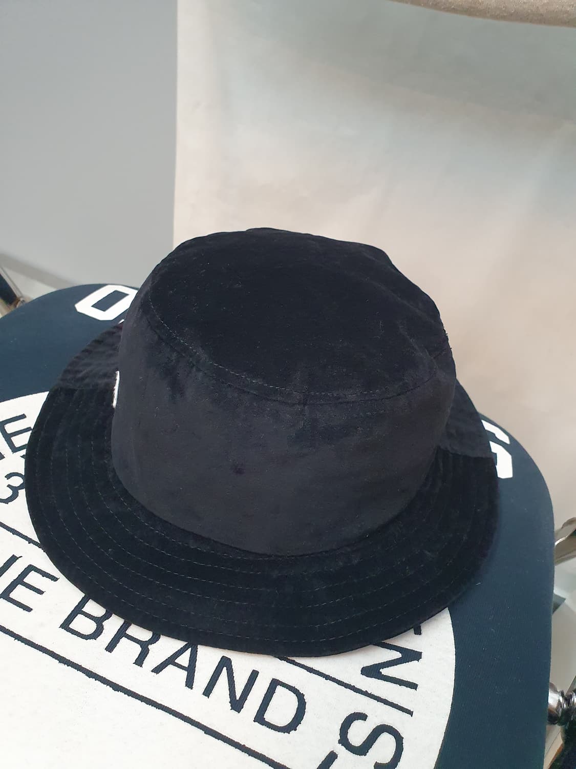 챔피온 벨벳 버킷햇 모자 상품이미지3