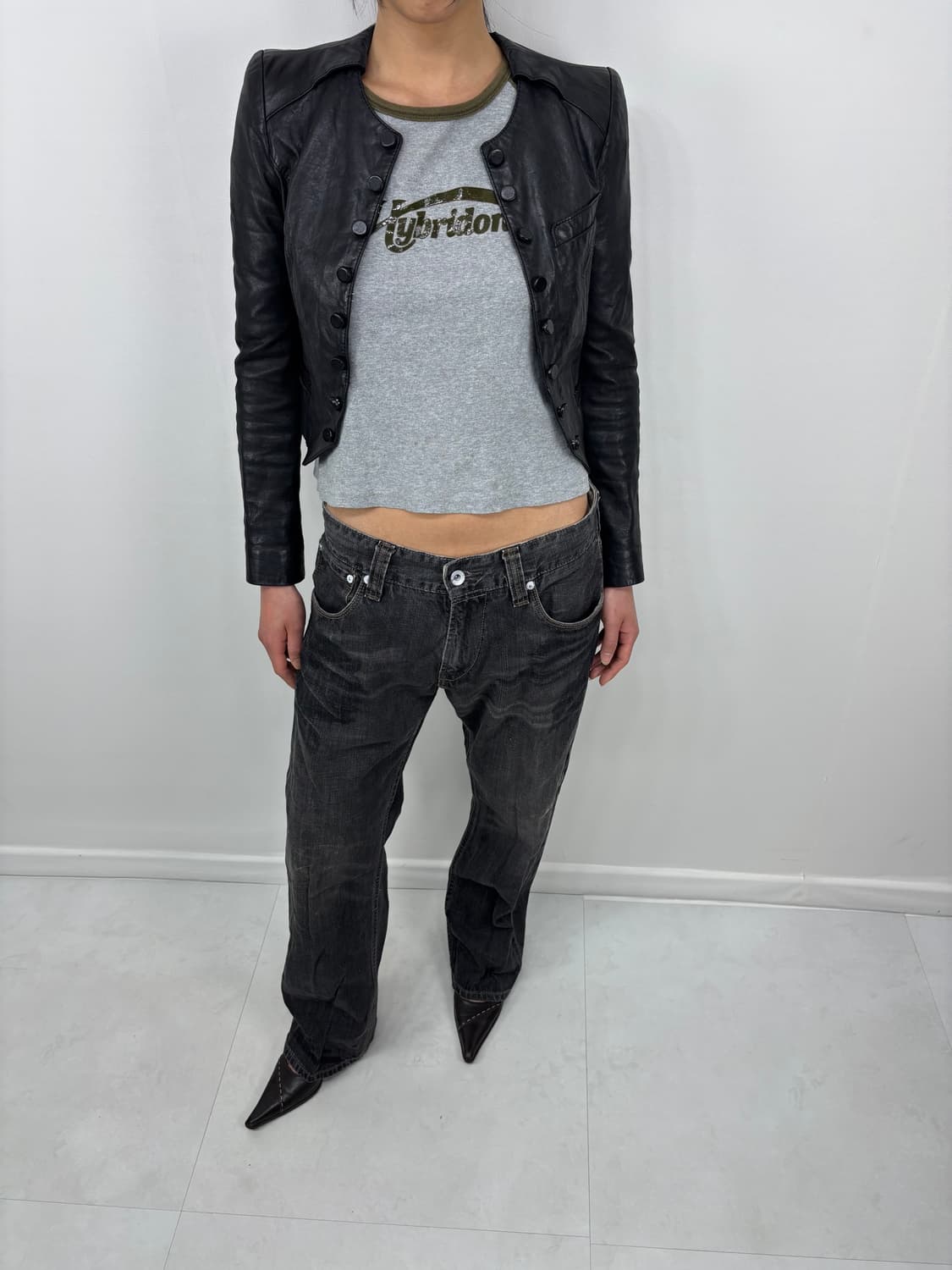 LAMBSKIN BUTTON DETAIL CROP JACKET 상품이미지2