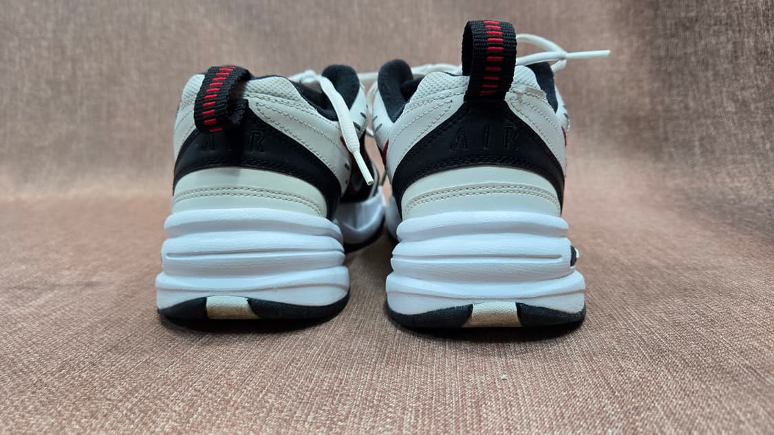 나이키 240mm- 에어 모나크 화이트 블랙 흰검   상품이미지5