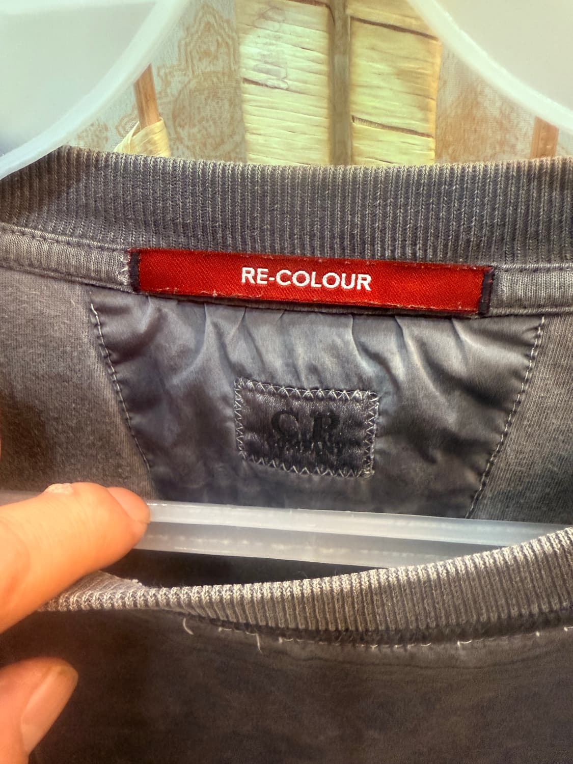 105 정품 cp컴퍼니 렌즈 바막 맨투맨 팝니다 상품이미지2