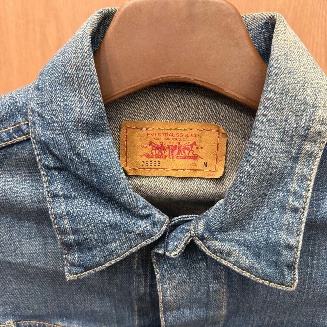 리바이스 데님 자켓 플랩 포켓 레드 로고 탭 디테일 슬림핏 인디고 블루 상품이미지7