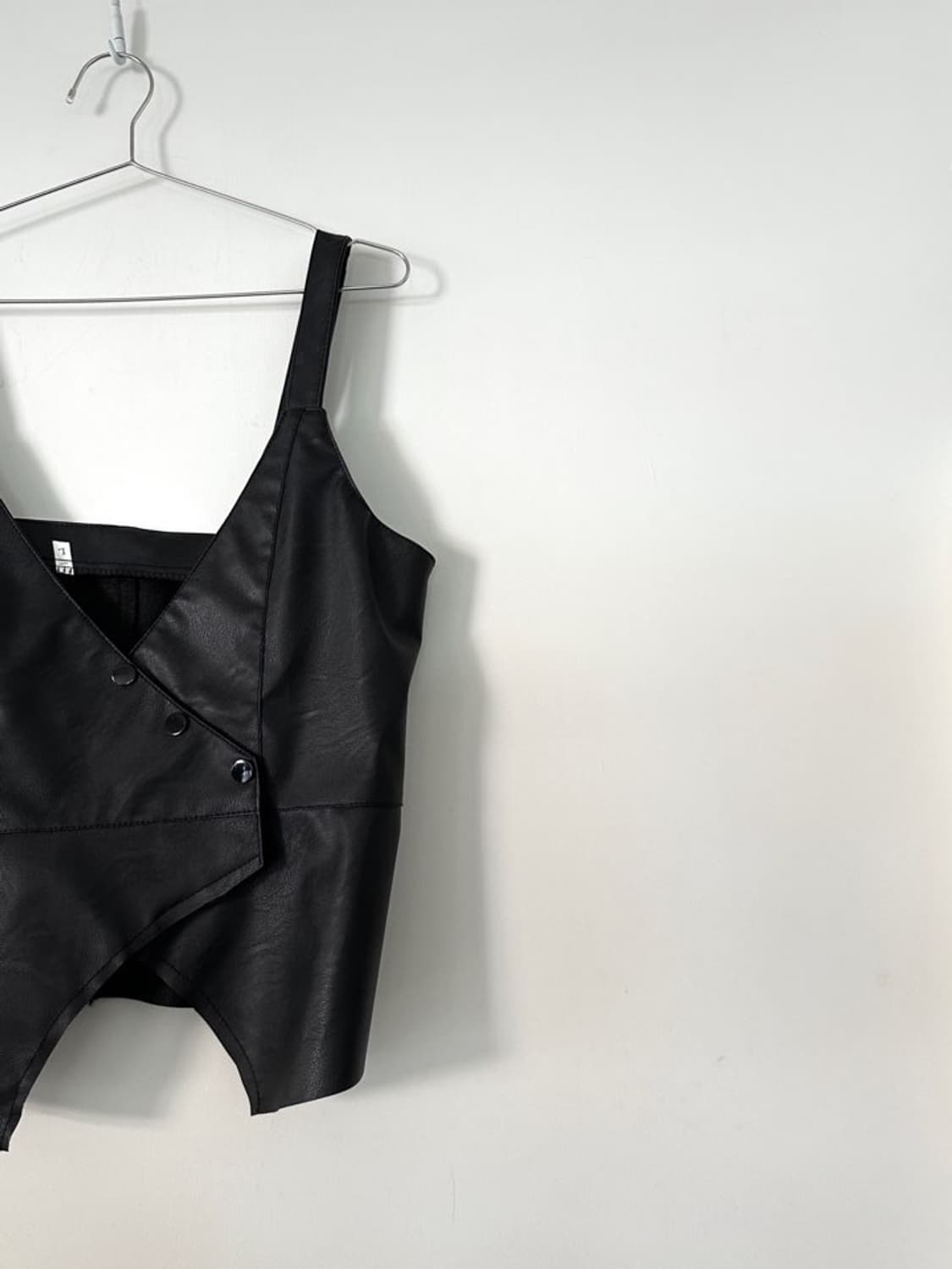 Hunt layered leather vest / black 상품이미지5