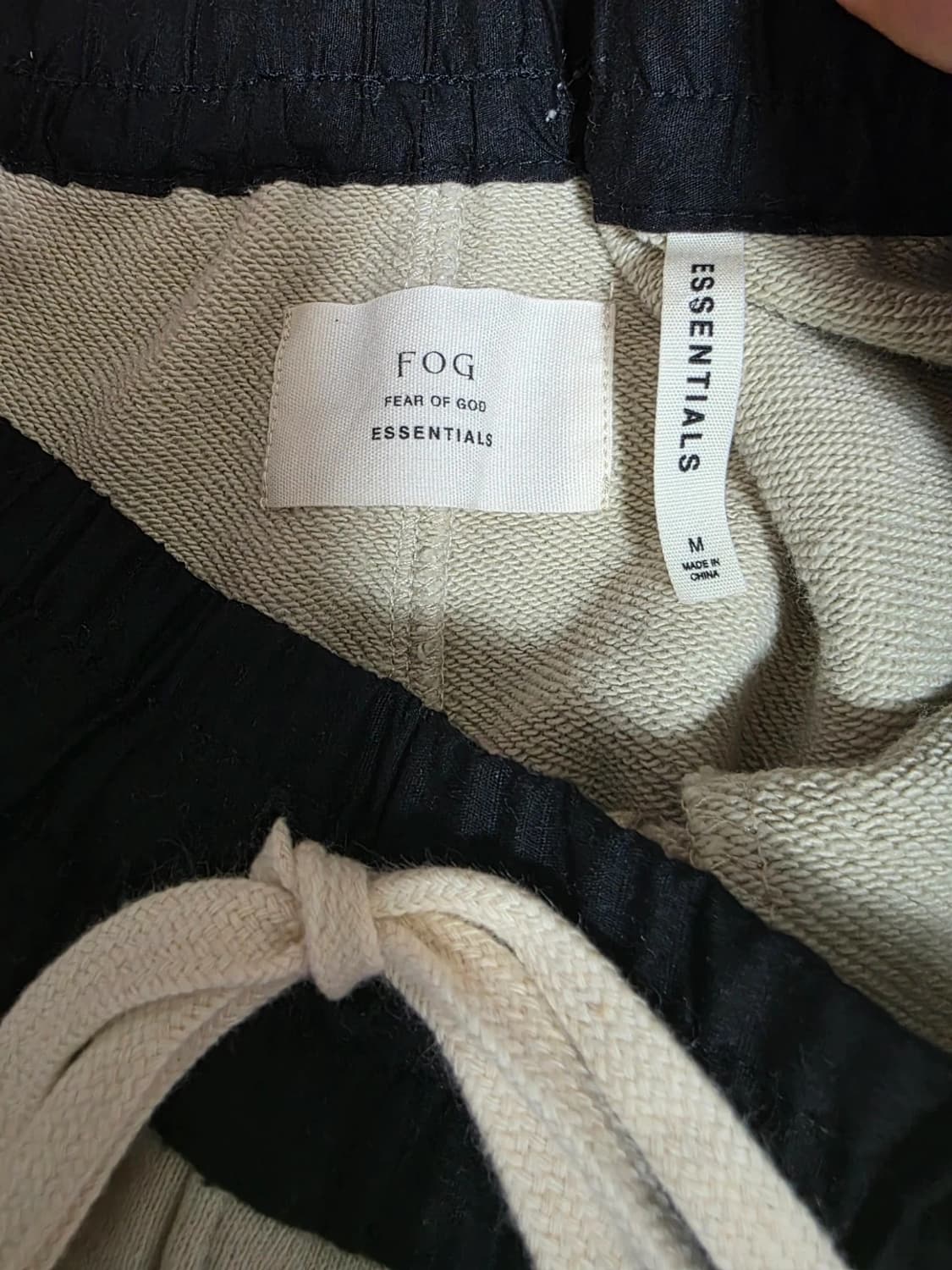 FOG 피어오브갓 에센셜 x 팩선 드로스트링 지퍼 쇼츠 반바지 하프팬츠  상품이미지2