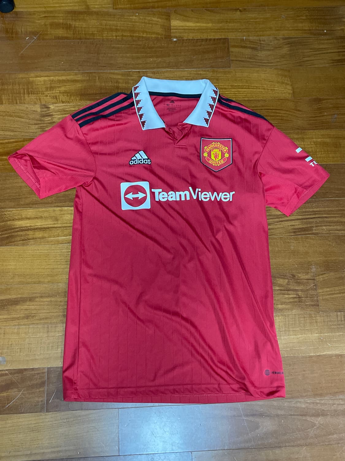 22/23홈 맨유 유니폼 상품이미지1