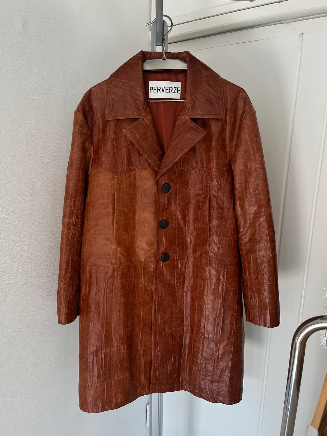 fake leather long coat 상품이미지1