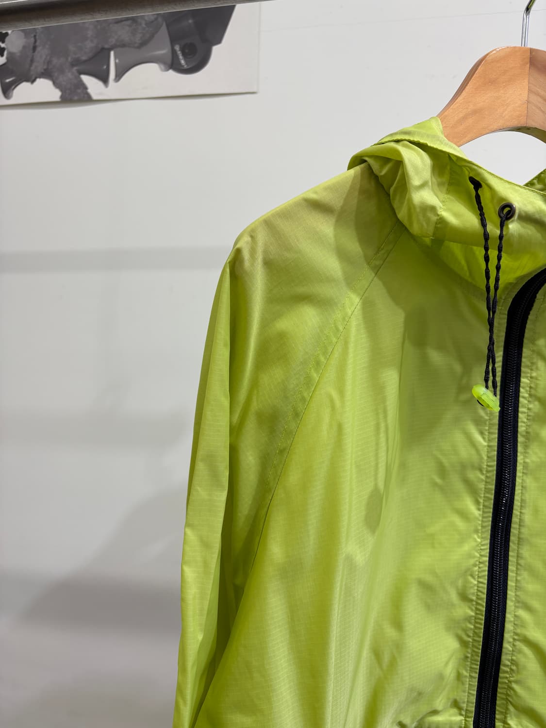 UNIQLO 바람막이 상품이미지3