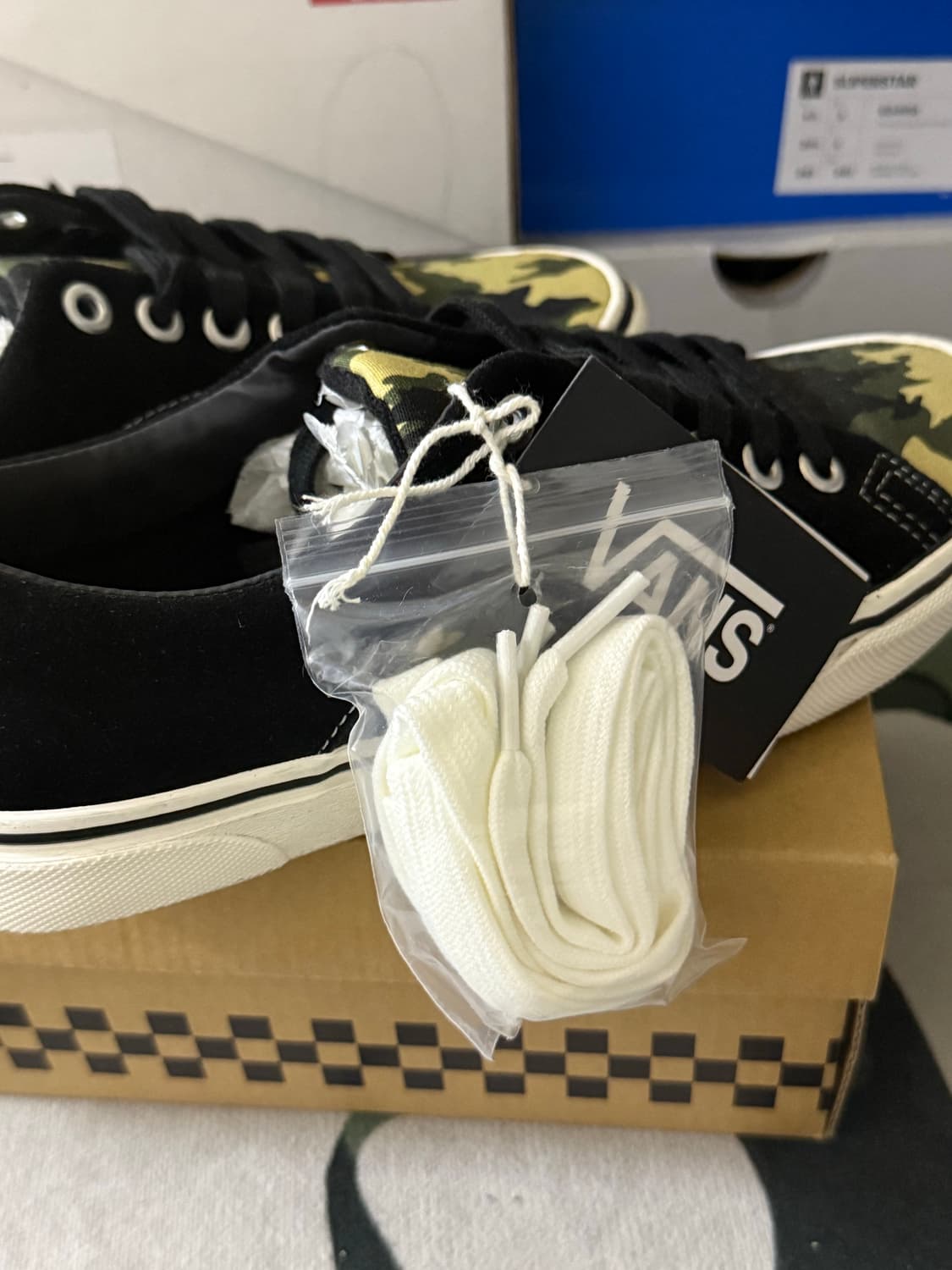 VANS V86CF CAMO 255 풀박 상품이미지3