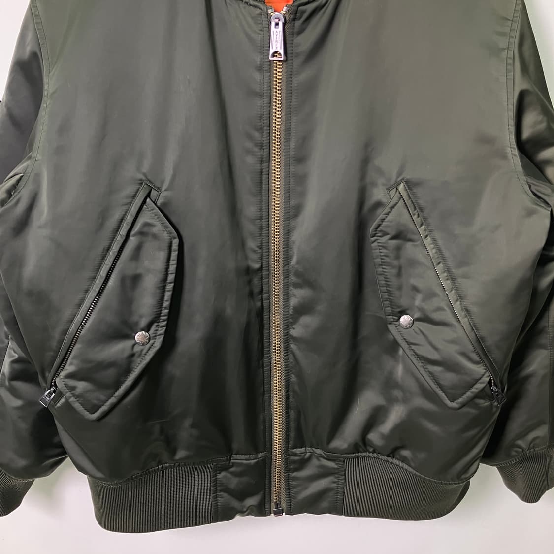 아비렉스 X 커스텀멜로우 Seoul 카키 ma-1 항공점퍼 S 상품이미지5