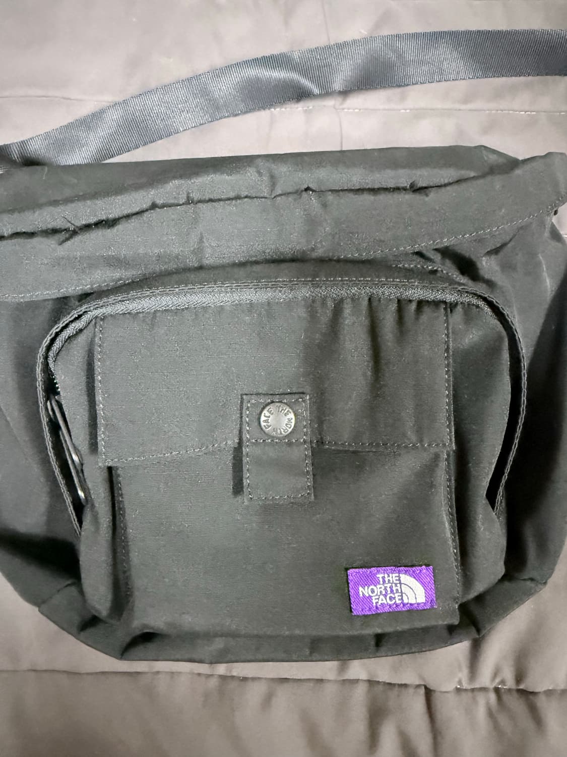 노스페이스 퍼플라벨 마운틴 윈드 숄더백 블랙 상품이미지2