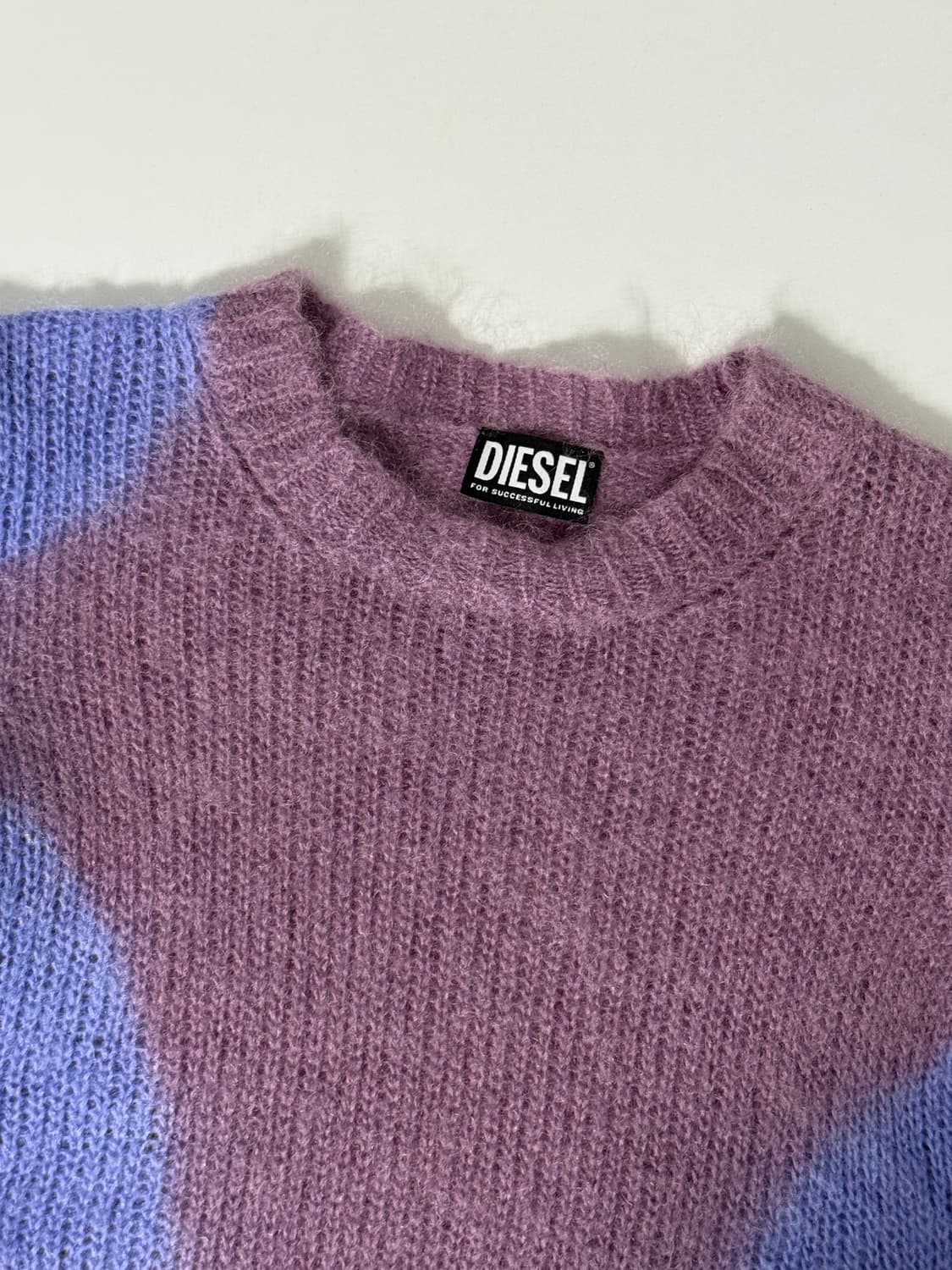 디젤 컬러블록 모헤어 크롭 니트 상품이미지5