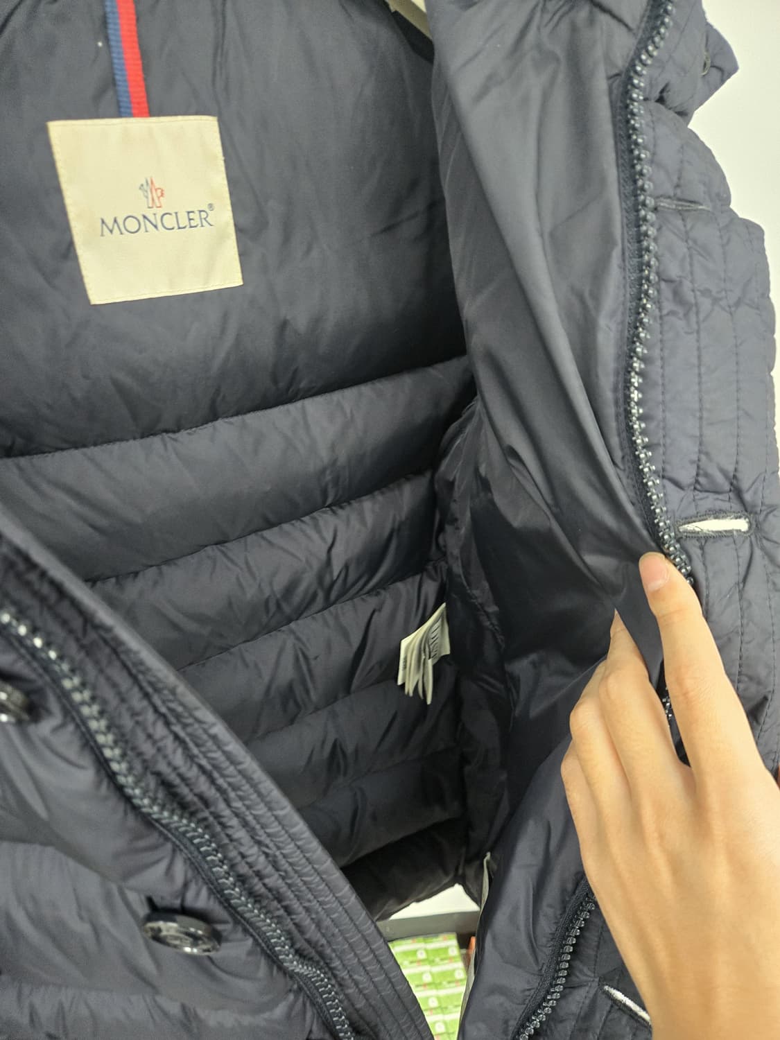 [보증서 정품]몽클레어 클루니 0사이즈 상품이미지3