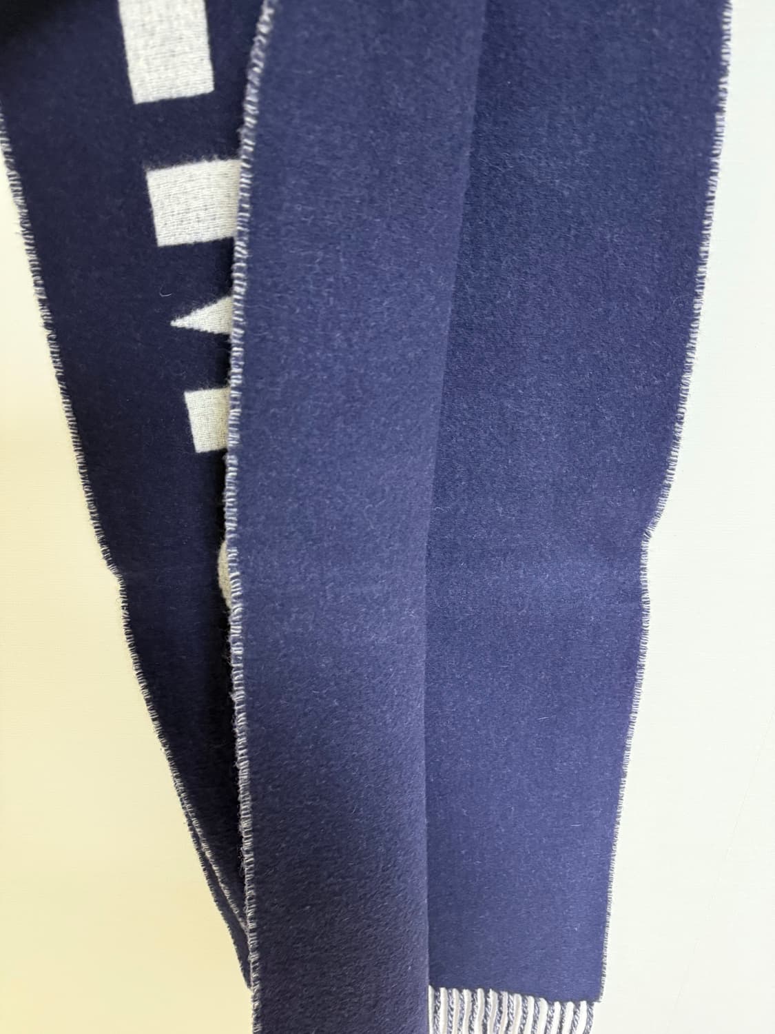 자크뮈스 레샤프 프린지 로고 스카프 상품이미지4